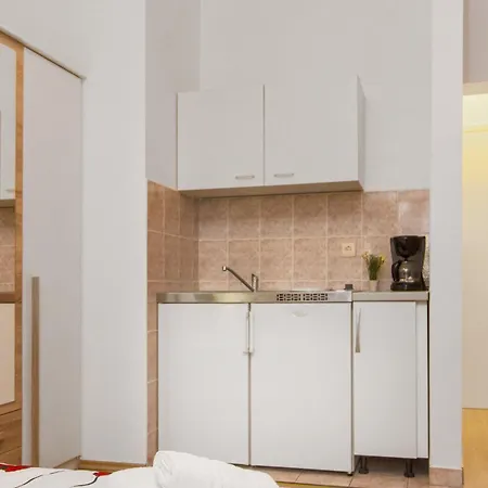 Maky & Dino Apartment Vodice