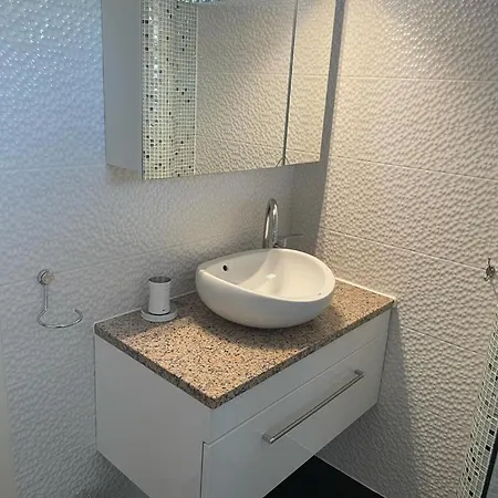 Maky & Dino Apartment