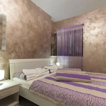 Apartamento Maky & Dino Vodice